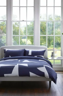 Jasper Conran 300 Thread Count Graphic Print Pillow Case Pair Store