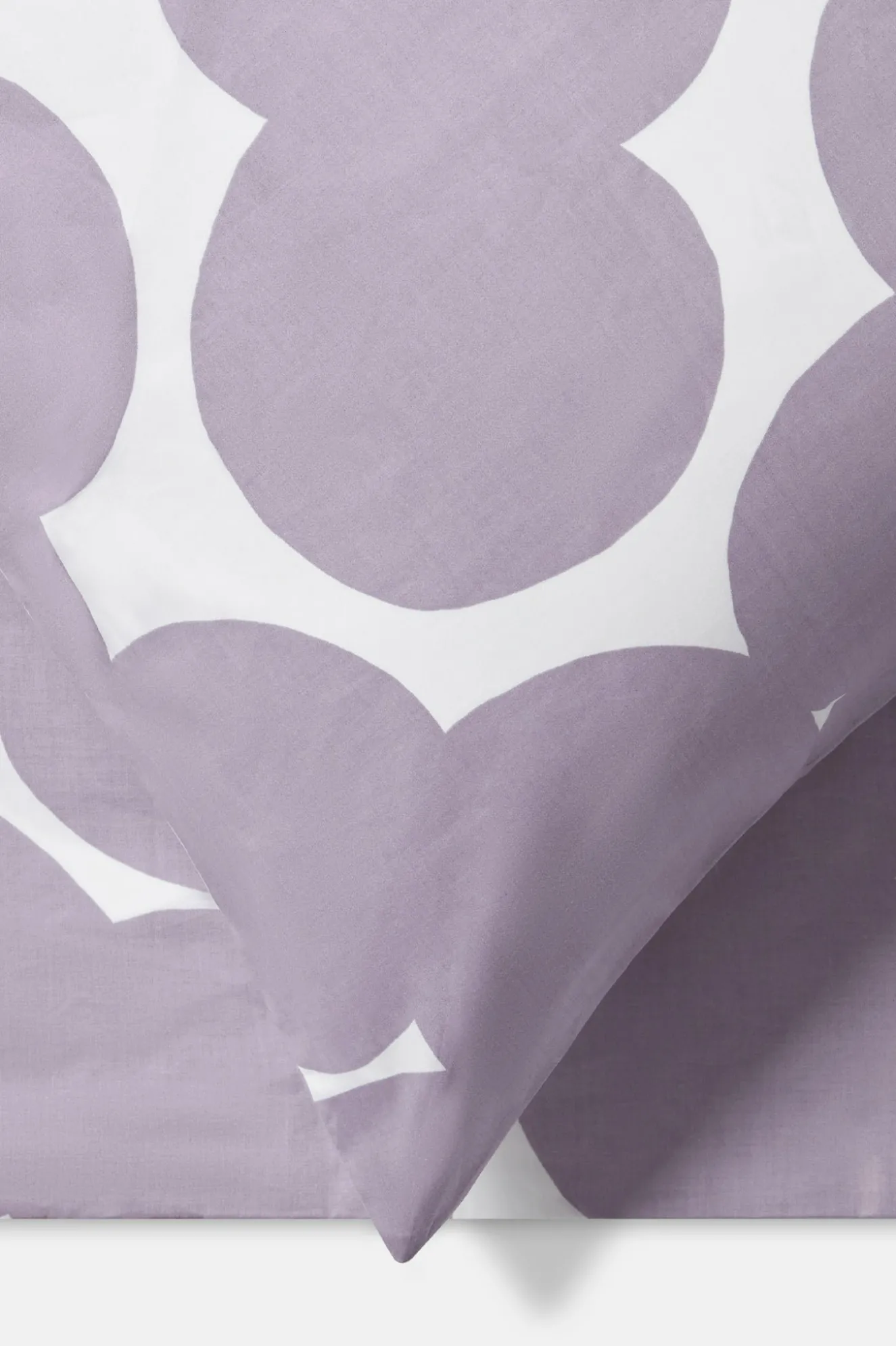 Jasper Conran 300 Thread Count Over Lapping Circles Pillow Case Pair Outlet