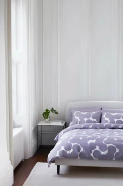 Jasper Conran 300 Thread Count Over Lapping Circles Print Duvet Set Clearance
