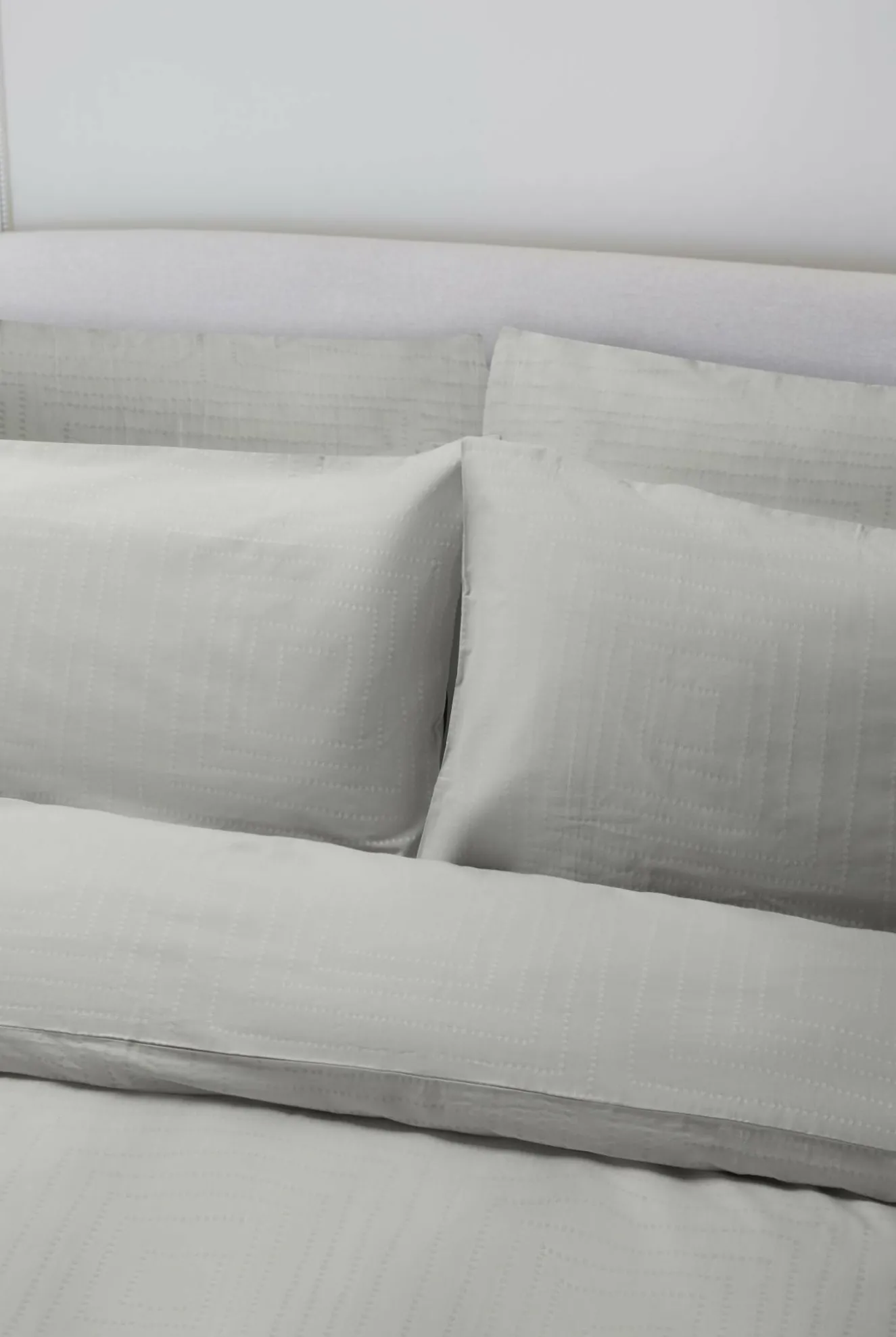 Jasper Conran Dot To Dot Jacquard Pillow Case Online